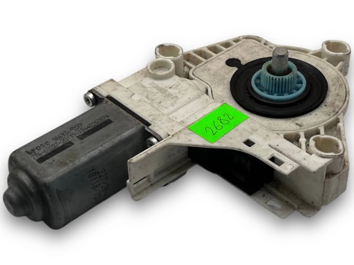 8K0959802A AUDI motorić prozori stakla przednich lijevih vrata $J