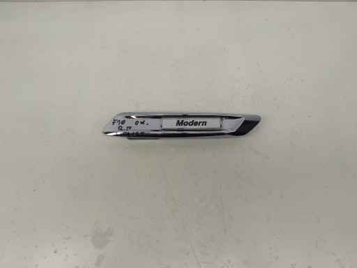 Bmw Serii 5 F10 F11 Modern lišta chrom krytka blatníku předek pravý OM