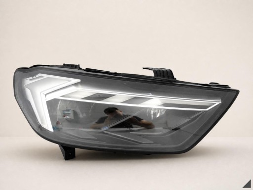 AUDI A1 S1 2 (II GENERACJA) 82A 18-25 light FULL LED right front EUROPA
