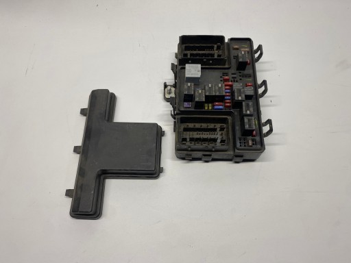 Блок предохранителей s-max mk2, galaxy mk4 ksgt-14a068-ea