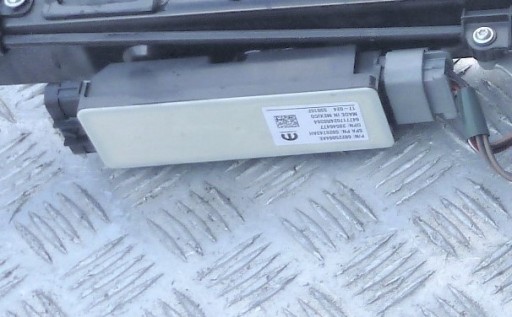 68225094AE - Модуль Сдвижной Двери Chrysler Pacifica 16-