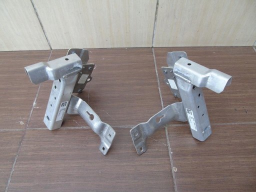 141918-10 - Подушка амортизатора BMW I3 левая или правая