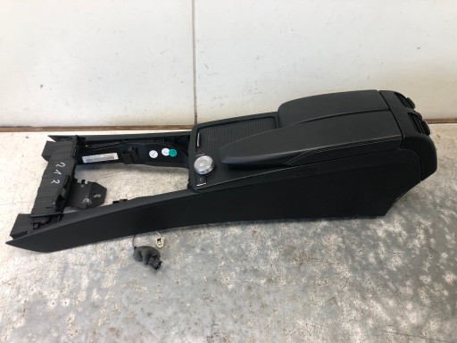 TUNEL střední MERCEDES W204 A2046800150 EUROPA