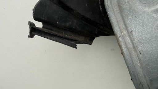 VW GOLF 4 IV Mécanisme PROWADNICA Lève vitre Vitres Gauche Arrière K147/11E