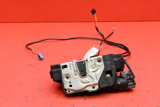 lock door left rear part rear MERCEDES CLS C219 04-08