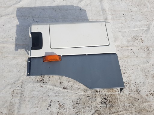 ПОДОВЖУВАЧ СТУПЕНІ КАБІНИ ЛІВИЙ DAF 85 CF