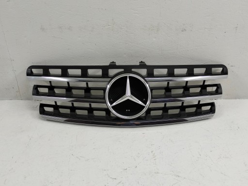 A1648801985 - Решетка радиатора ПЕРЕДНЯЯ MERCEDES ML W164 LIFT AMG