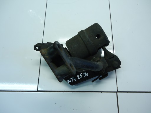 VW T4 2.5TDI 2.5 TDI Stütze Motorlager 7D0399111K
