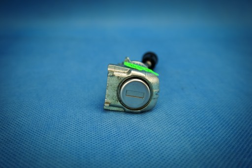 lock cylinder of a lock driver´s Audi A7 S7 RS7 4G8 C7 4G8837167