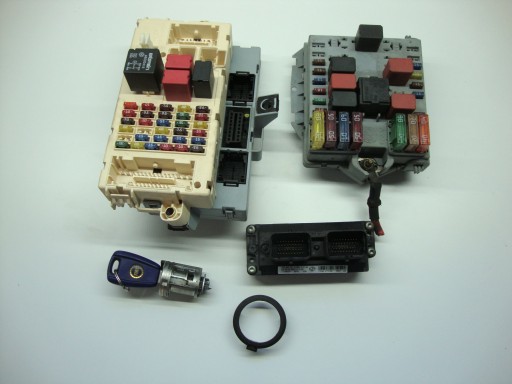 46795991 C150 - Стартовый комплект компьютера fiat punto ii 1.2 8v iaw59f.m3 hw003