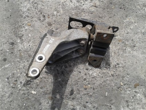 Подушка лапа DAIHATSU SIRION II 1.0 B M300