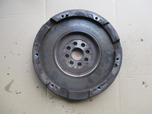 COROLLA VERSO 2.0 D4D 01-04 МАХОВИК