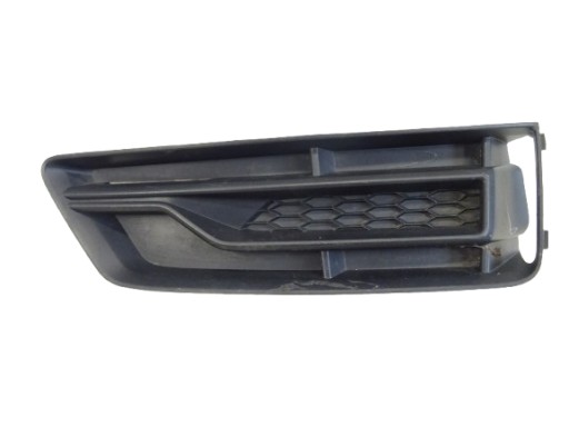mřížka nárazníku přední předek pravá AUDI A4 B9 ALLROAD 8W0807682P
