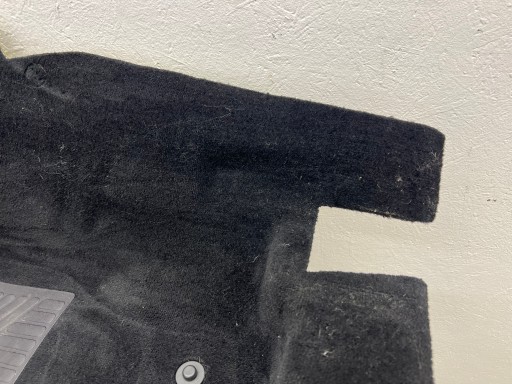 carpet mats front left MERCEDES ML GL GLS X166 A1666800140