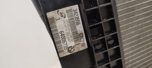 Kühler Wasserkühler intercooler BMW E83 X3 2,0D