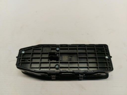 BMW iX1 X1 U11 PANEL ovladac oken 5A4B1C7