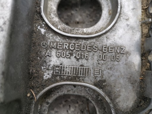 mercedes w124 Blende Abdeckung der Ventile 2,5d om605 6050160005