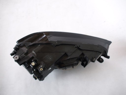 Volkswagen Golf Sportsvan Reflektor left light left VW xenon 517941031B