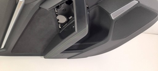 Audi RS3 8Y Hatchback side door tylnych of left 8Y0867317 (T6)