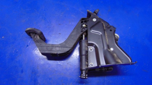 Kupplungspedal 2.2CDI MERCEDES SPRINTER 906 06-18 ROK