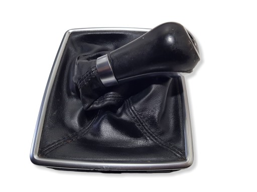 Schlaltknopf mitte Mercedes-Benz C W204 A2042676310gggg