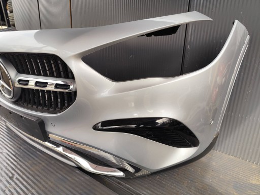 MERCEDES GLA 247 front bumper 6xPDC complete DEMONTAZ