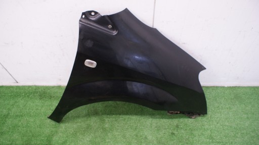 fender right front TOYOTA COROLLA VERSO