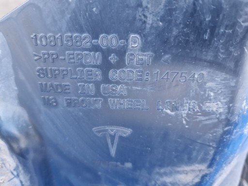 mudguard right front TESLA MODEL 3 2017R->
