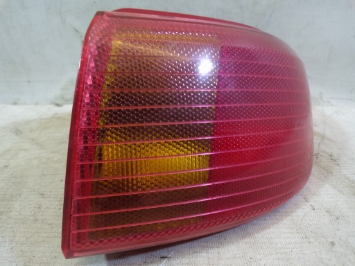 Licht hinten heck rechts MAZDA 2 DY (1)
