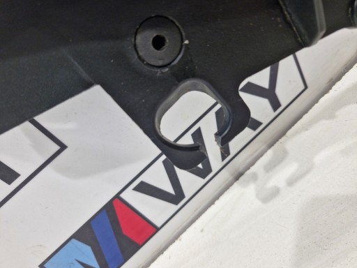 BMW 7 F01 F02 F04 torpedo cover under the window 7184563