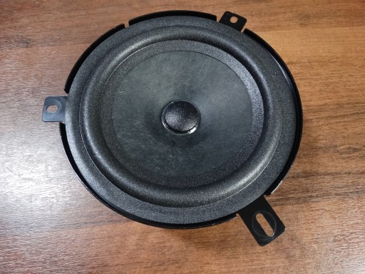IDEALNY speaker HARMAN KARDON MASERATI 1 9