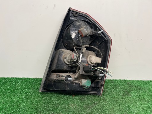 light left rear CHRYSLER 300C HSG-43867 2006