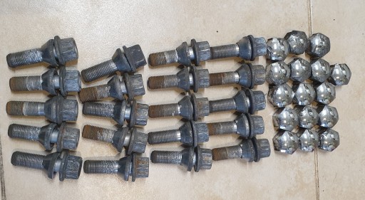 Колісні болти гвинтова накладка VOLVO XC90 II OE 20шт