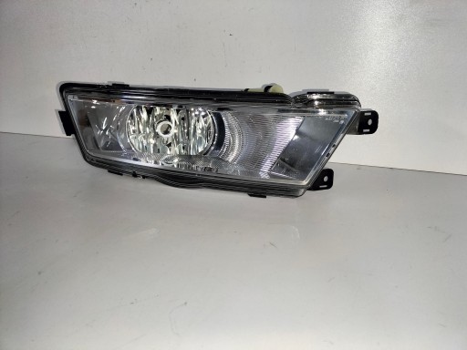 fog light light right SKODA RAPID 12-17