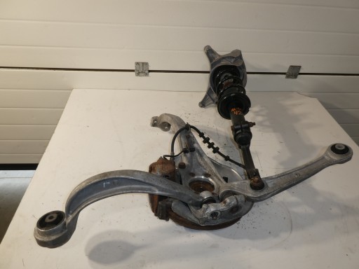 AUDI A4 B8 achsträger vorne 8K0413 L