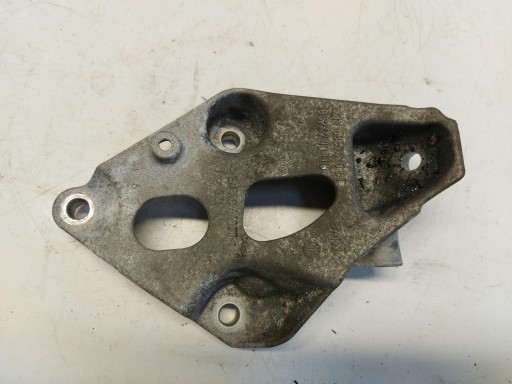 BMW F22 CONSOLE ENGINE MOUNT 6859415