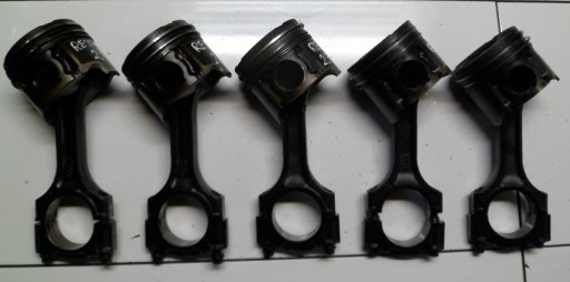 SSANGYONG REXTON 2.7XDI piston with connecting rod