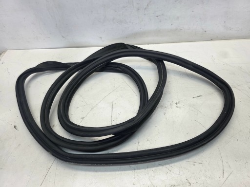 gasket bonnet boot AUDI A4 B8 AVANT 8K9827705B
