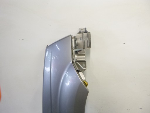 fender front right Nissan X-Trail T30 Kod KX4 Srebrny 2001–2007