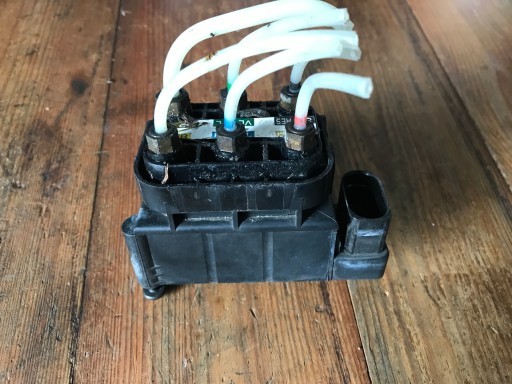 A2213200658 - Mercedes w164 w221 игла распределителя распределителя airmatic