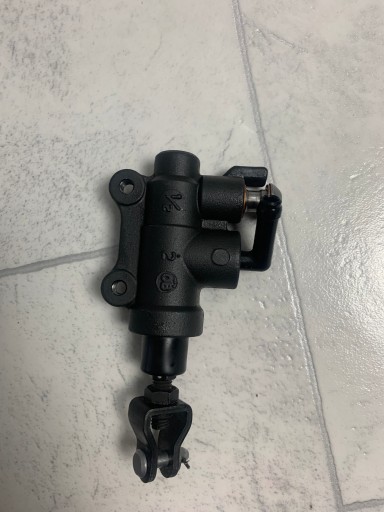 34318522398 - Головний гальмівний циліндр ЗД BMW R 1250 GS