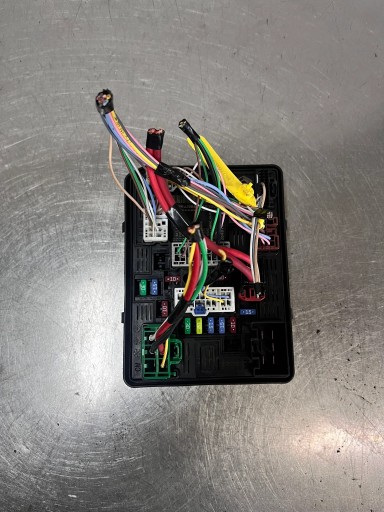 Модуль драйвера renault symbioz captur ii 284b78143r