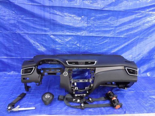 Консоль подушки ремни QASHQAI J11 лифт 19r