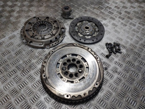 VOLANO USATO disco di pressione LOZYSKO OPOROWE VOLVO S40 II 2.4 20V