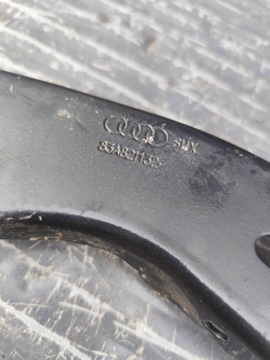 AUDI Q3 II 83A staffa parafango Destro 83A821132