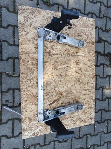 Передняя опора радиатора maserati ghibli org!