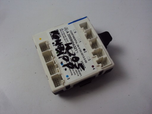 A2059004321 - Модуль передньої правої двері MERCEDES C-Class W205 2.2 D