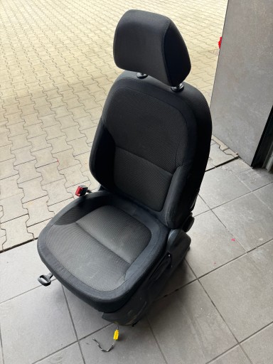 SKODA YETI 09- seat left front driver´s EUROPA LADNY inner seats