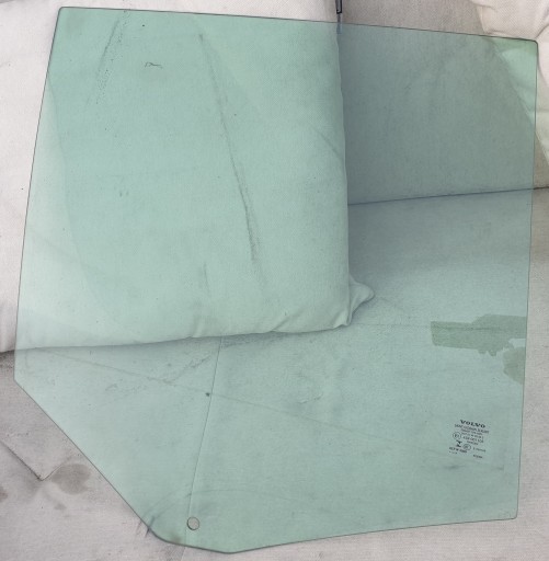 43R-001105 - Бічне скло задньої правої двері VOLVO XC90 II 2017