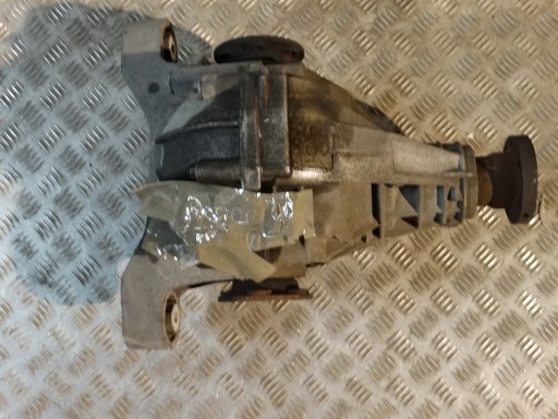 0AC525017G - Диференціал заднього моста porsche cayenne 7l5 ліфт 1